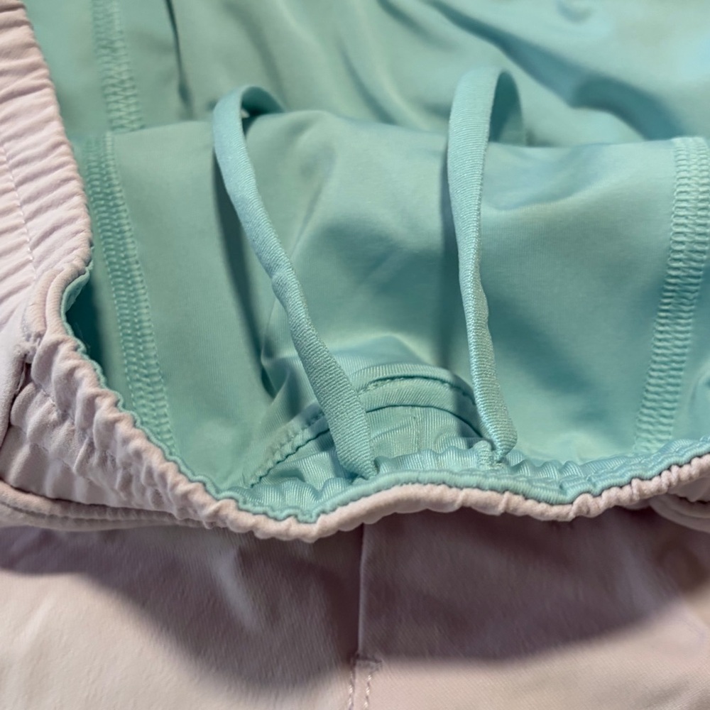 Men's Lightweight Stretch Shorts in Light Lavender - Picture 10 of 16